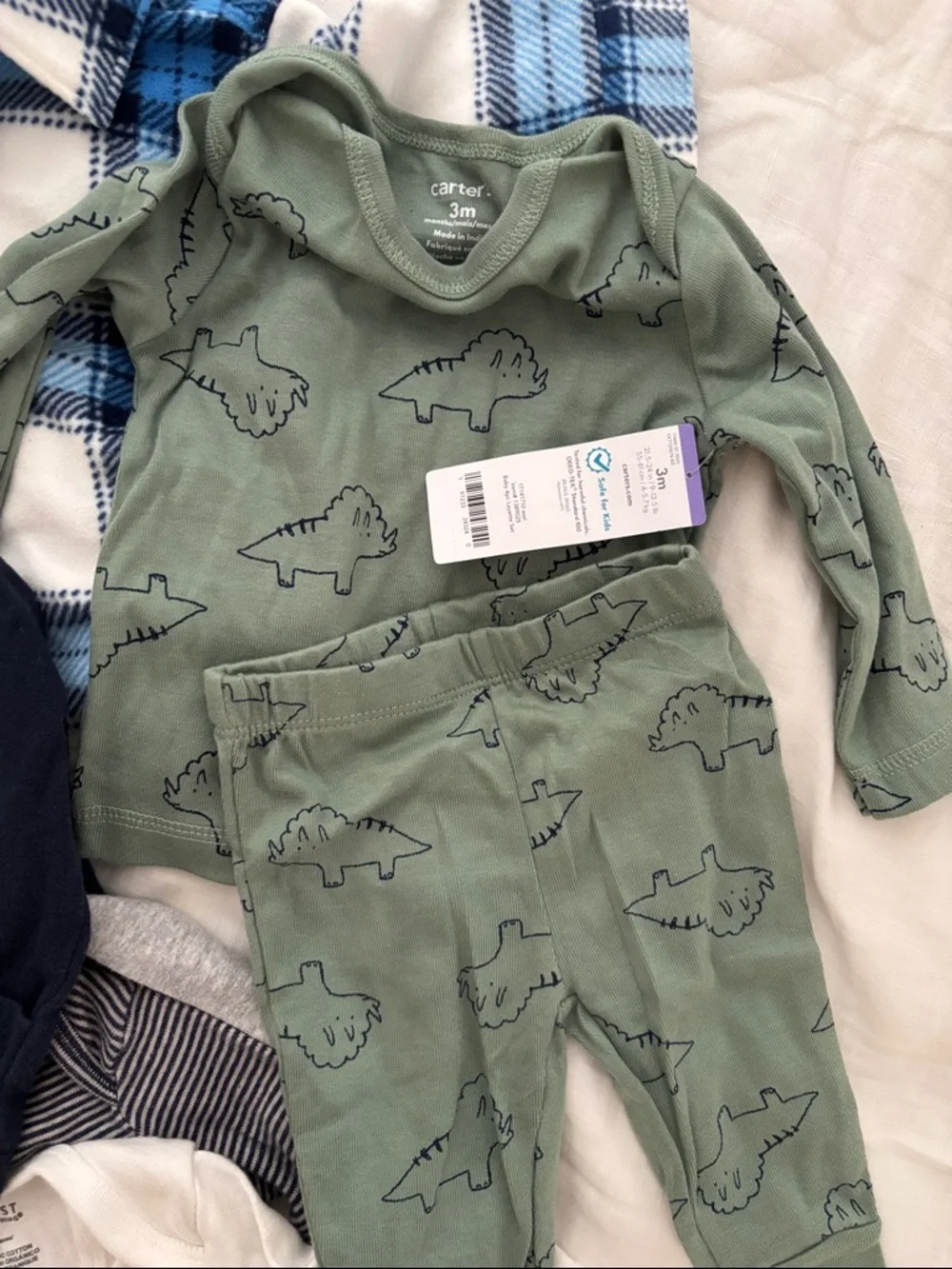 8 Piece Bundle of Baby Boy Clothes 3 Months Navy, Grey, Green, White - Picture 5 of 5